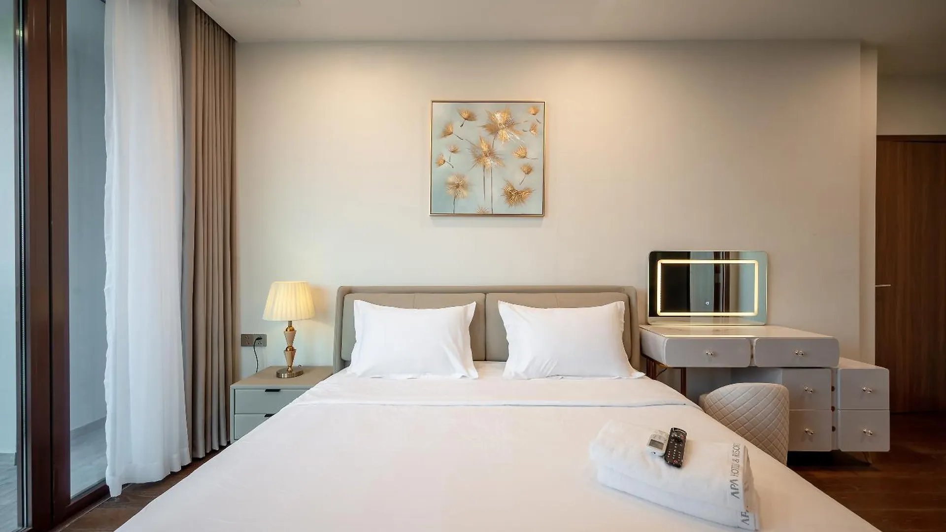 Apartment The Metropole Saigon Residences Ho Chi Minh City