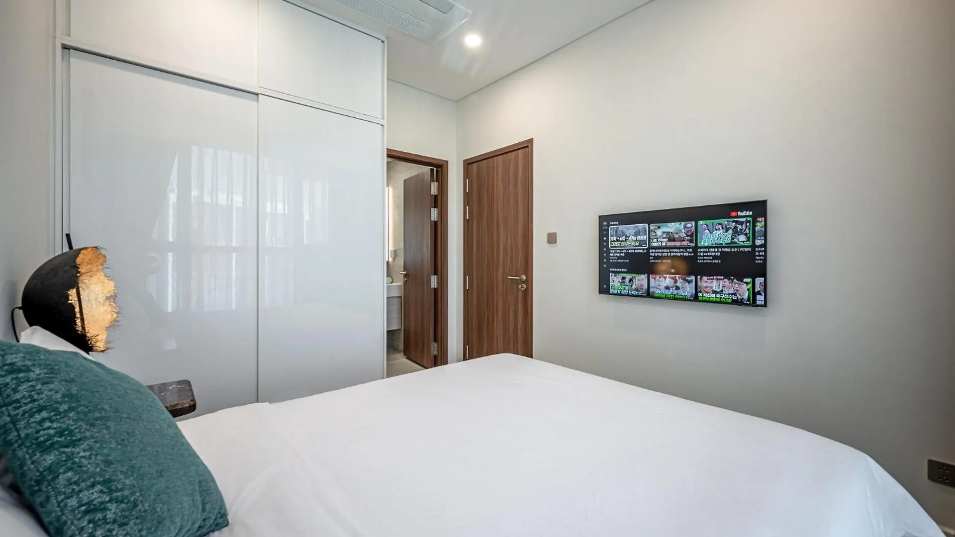 The Metropole Saigon Residences Ho Chi Minh City 0*,  Vietnam