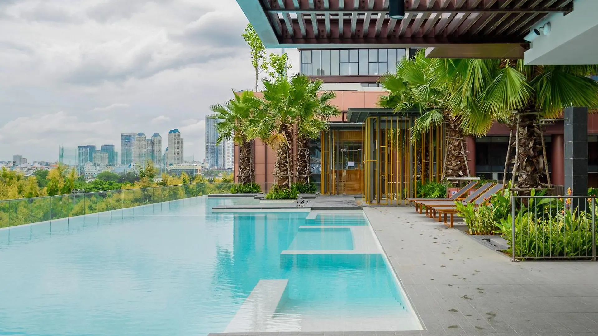 Apartment The Metropole Saigon Residences Ho Chi Minh City