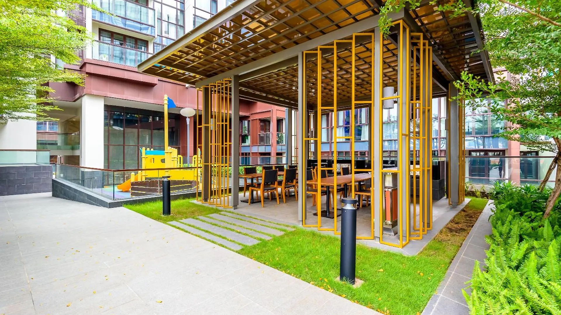 The Metropole Saigon Residences Ho Chi Minh City 0*,  Vietnam